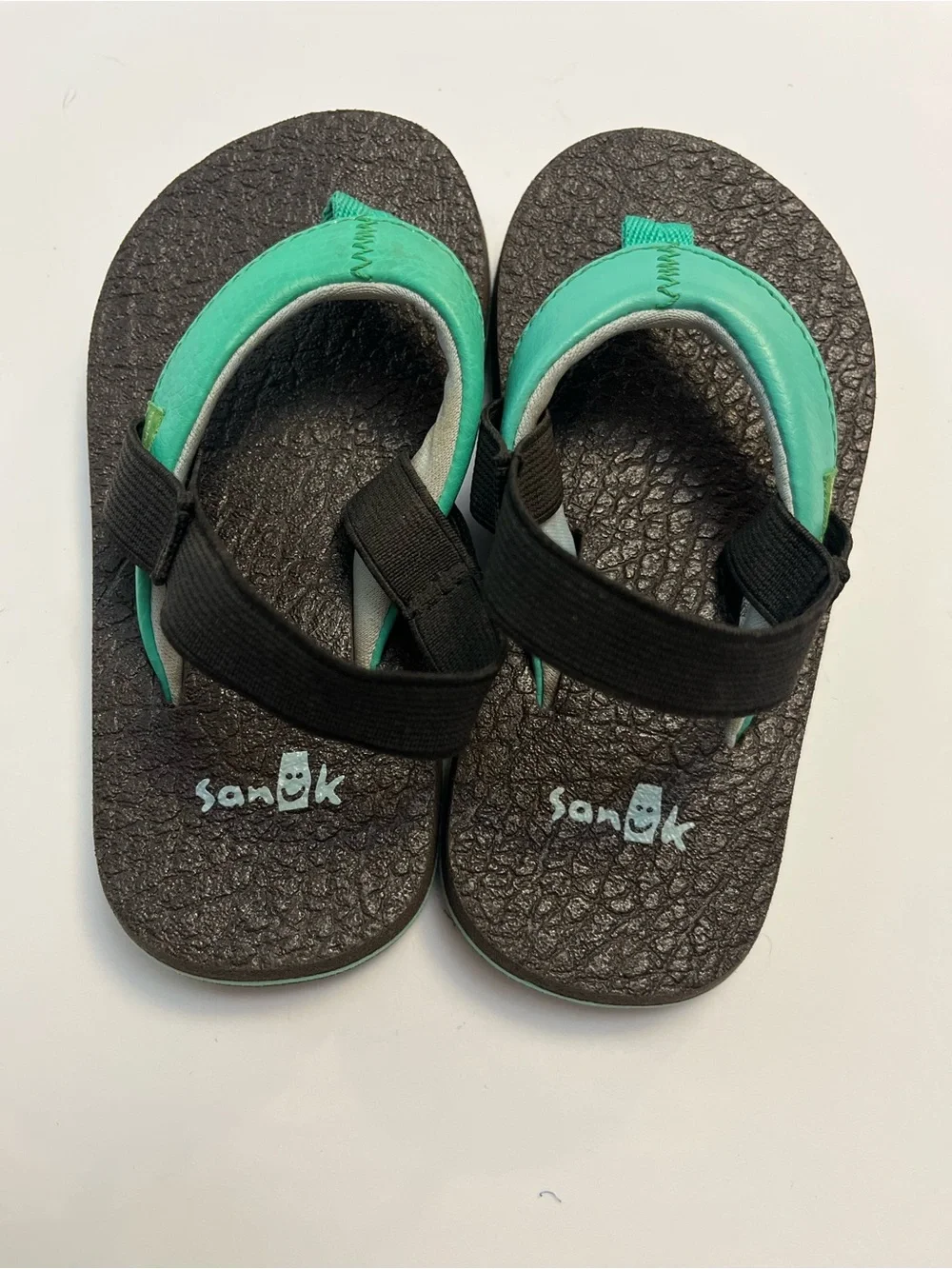 Sanuk Kids Black & Teal Flip Flop Sandals